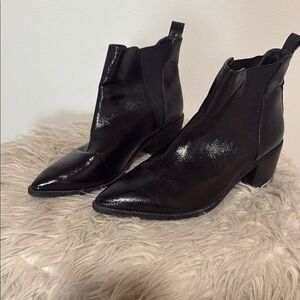 Forever 21 Black Ankle Booties with Block Heel